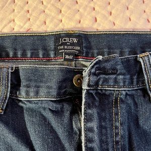 2 pairs of j. Crew mens jeans. Lightly worn.
